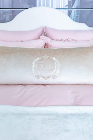 Long Velvet pillow “Bee Royal”