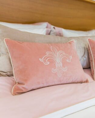 Decorative Pillow “Flor de lis”