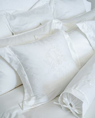 Pillow Case “White Flowers”