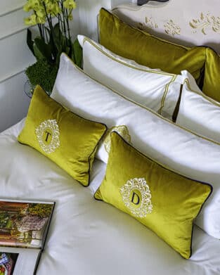 Decorative pillow “Royal” with letter