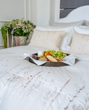 Luxury Bedding Set “Blossoms”